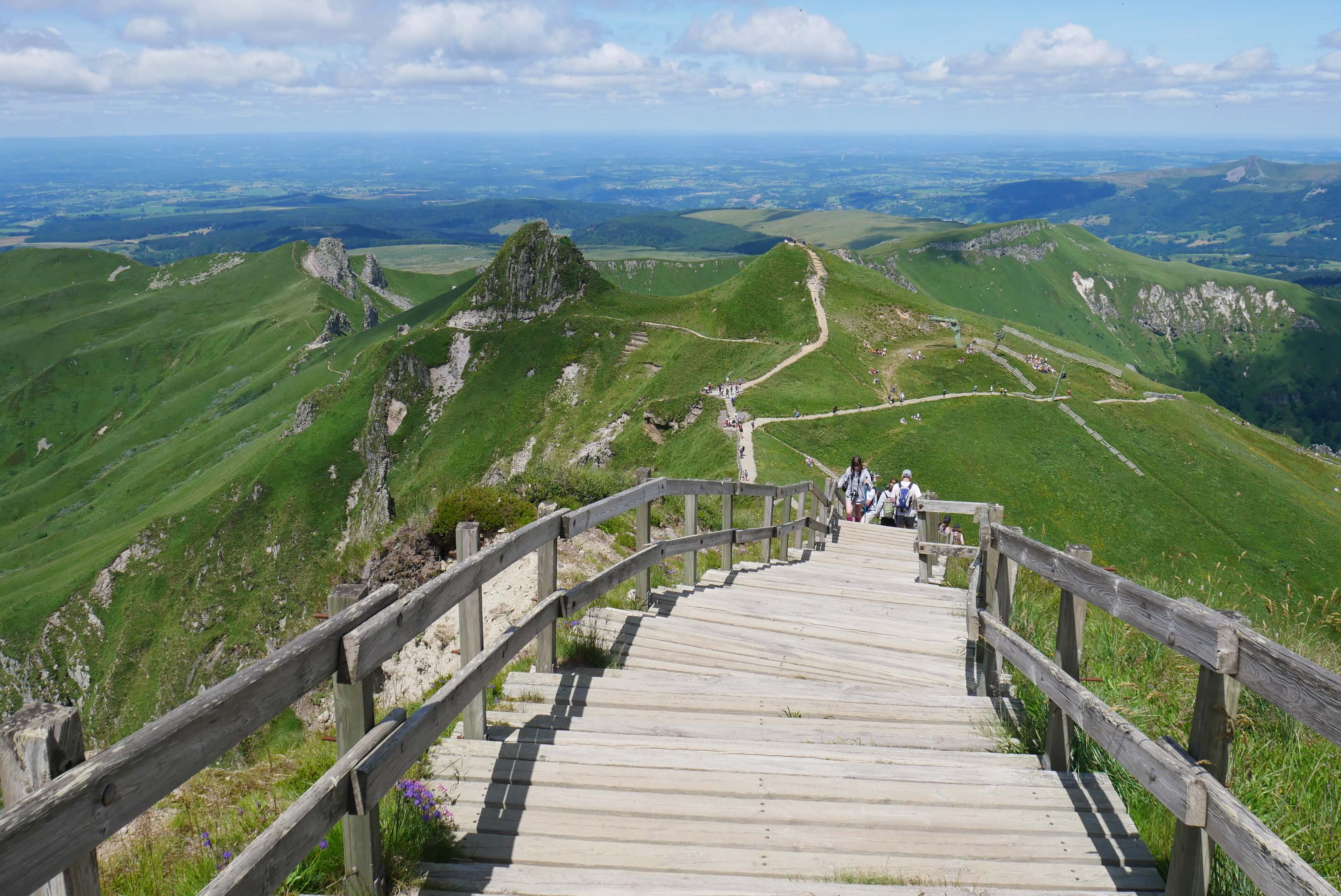 la chaine des puys en auvergne